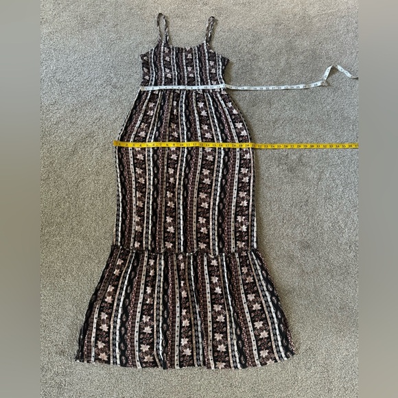 SO Goods for Life Bodycon Maxi Ruffled Dress size M Ditsy Flower smocked bust - Picture 4 of 10